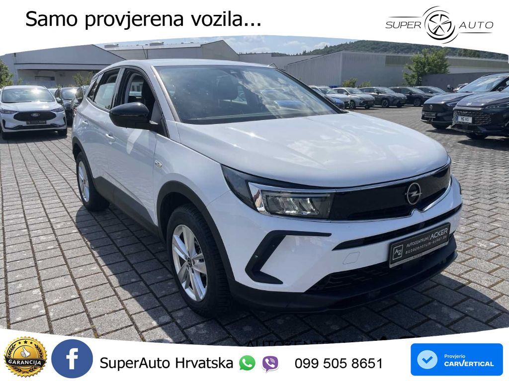 Opel Grandland 1.2i Turbo (130 KS)