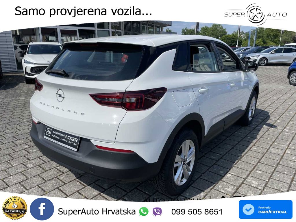 Opel Grandland 1.2i Turbo (130 KS)