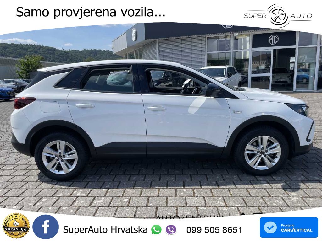 Opel Grandland 1.2i Turbo (130 KS)