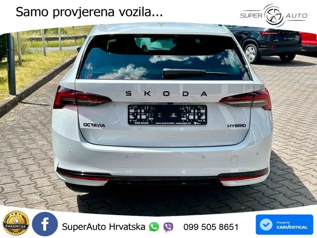 Škoda Octavia Combi 1.5 TSI (150 KS) DSG SportLine MATRIX+GR SJED+KAM