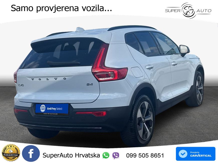 Volvo XC40 2.0 B4 AWD 197 KS Automatic ACC+GR SJED+360+PANO
