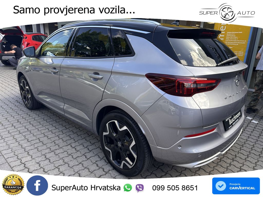 Opel Grandland 1.2i Turbo (130 KS) Automatic Ultimate LED+GR SJED+ACC