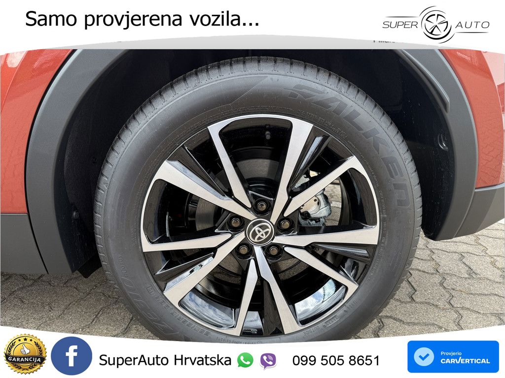 Toyota C-HR 2.0 (223 KS) PHEV e-CVT Teamplayer LED+GR SJED+ACC