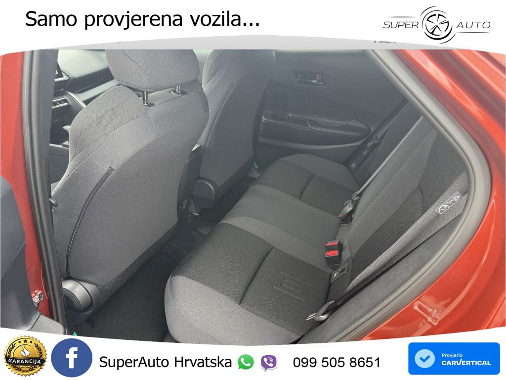 Toyota C-HR 2.0 (223 KS) PHEV e-CVT Teamplayer LED+GR SJED+ACC