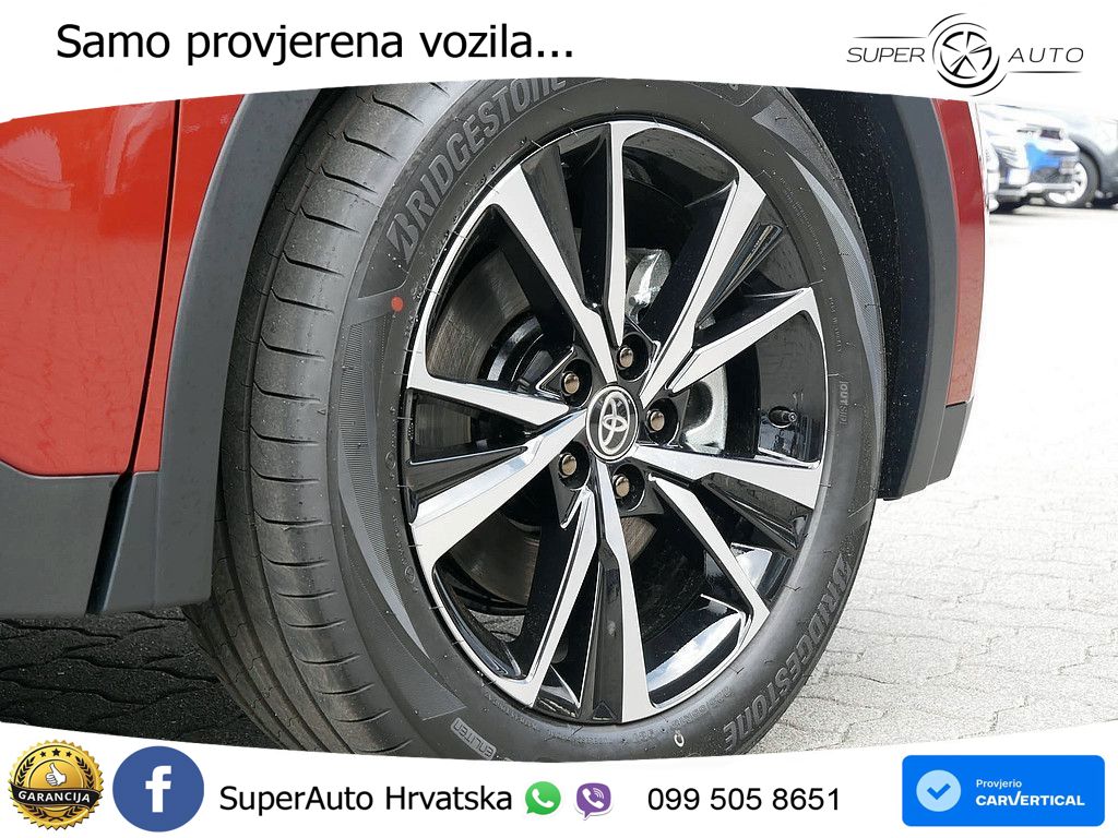 Toyota C-HR 2.0 (223 KS) PHEV e-CVT Teamplayer LED+GR SJED+ACC