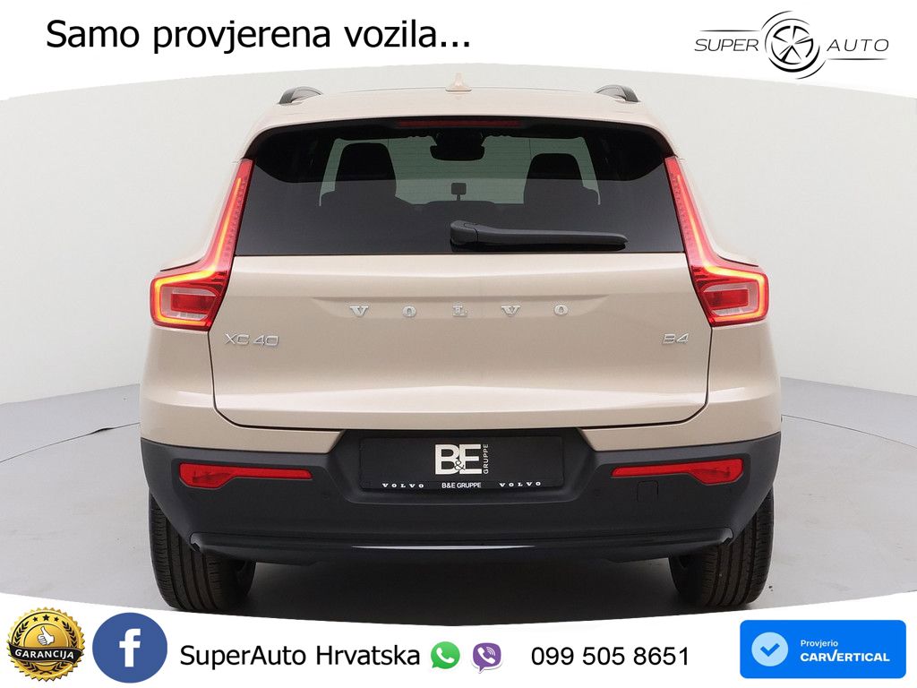 Volvo XC40 2.0 B4 AWD 197 KS Automatic ACC+GR SJED+360+PANO