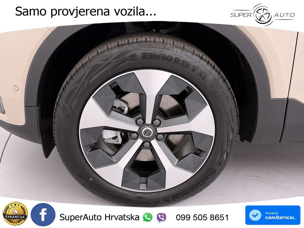 Volvo XC40 2.0 B4 AWD 197 KS Automatic ACC+GR SJED+360+PANO