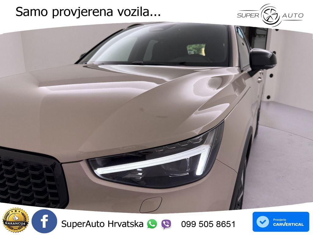Volvo XC40 2.0 B4 AWD 197 KS Automatic ACC+GR SJED+360+PANO