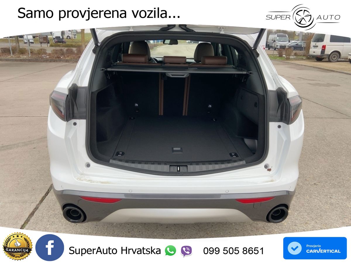 Alfa Romeo Stelvio 2.0 Turbo (280 KS) Q4 Automatic LED+GR SJED+ACC