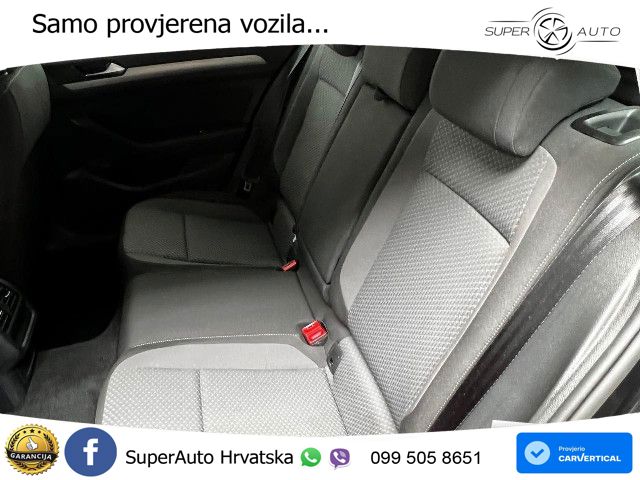 Volkswagen Passat Variant 1.5 TSI (150 KS) ACT R-Line
