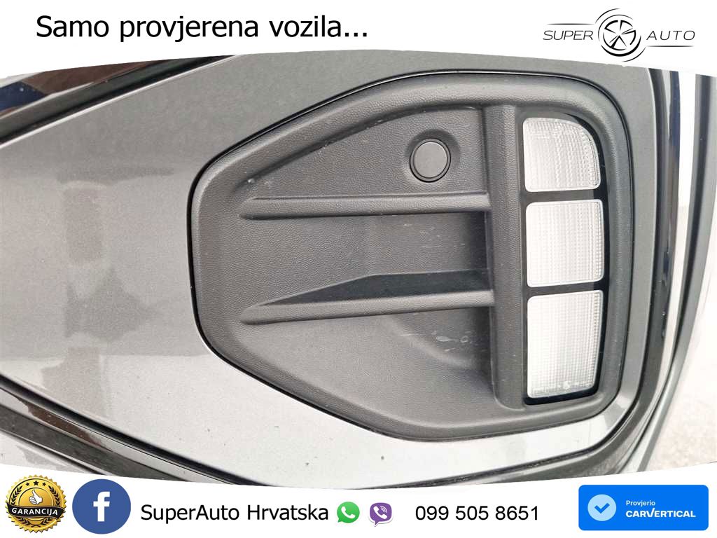Volkswagen T-Roc 1.5 TSI (150 KS) DSG R-Line LED+GR SJED+ACC