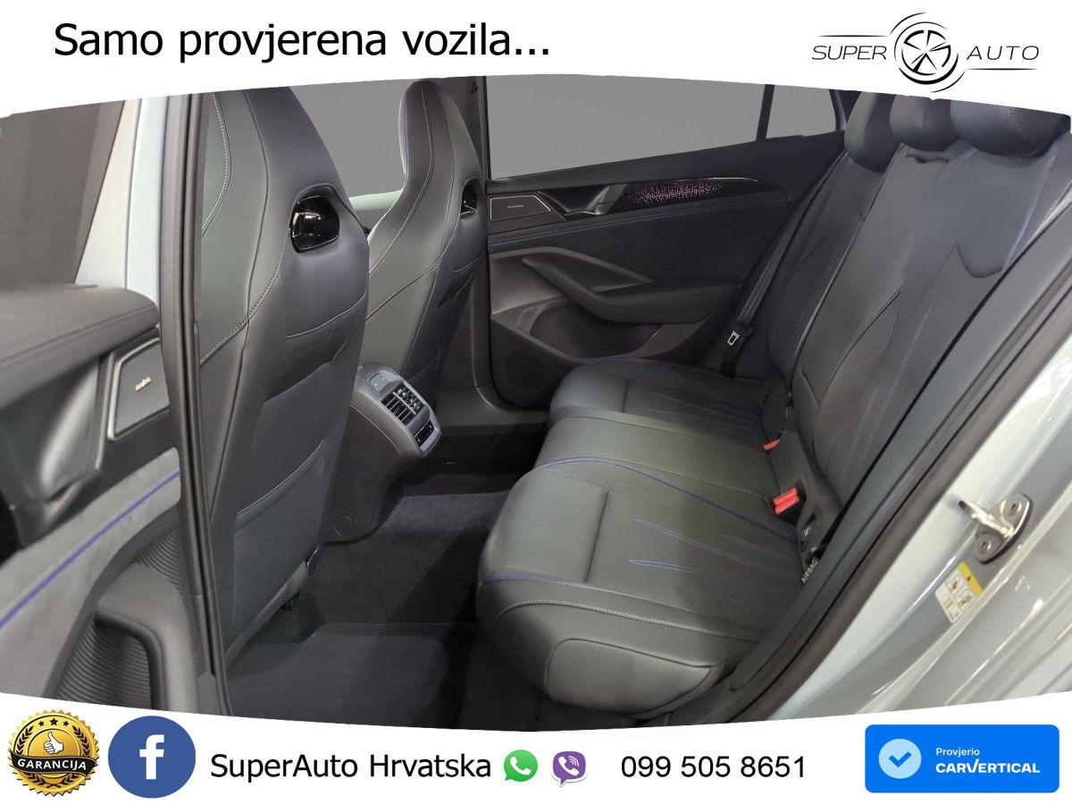 Volkswagen Passat Variant 1.5 TSI (272 KS) eHybrid DSG R-Line LED+GR SJED+ACC