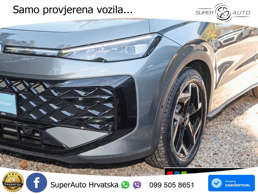 Volkswagen T-Roc 1.5 eTSI (150 KS)  DSG R-Line LED+GR SJED+ACC