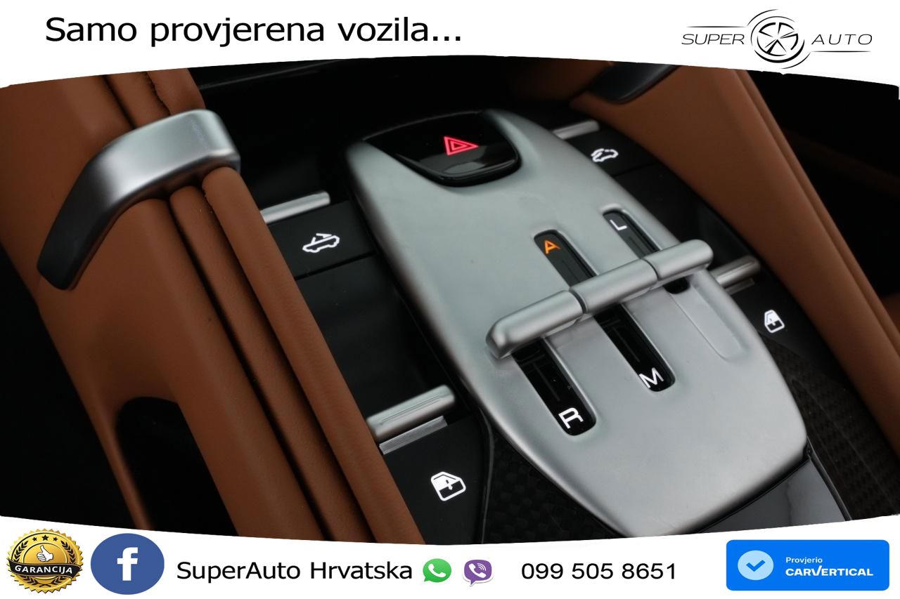 Ferrari Roma Spider 3.9 V8 (620 KS) F1 DCT