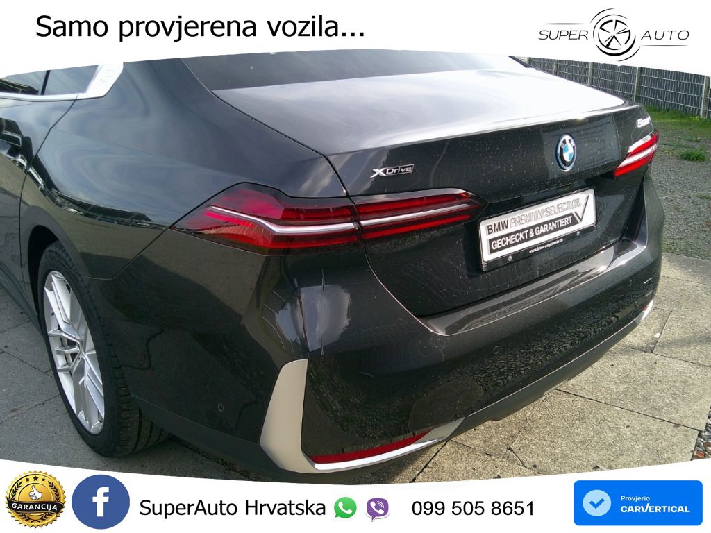 BMW 550e (489 KS) xDrive Steptronic ACC+HEAD+4xGR SJED+360+PANO