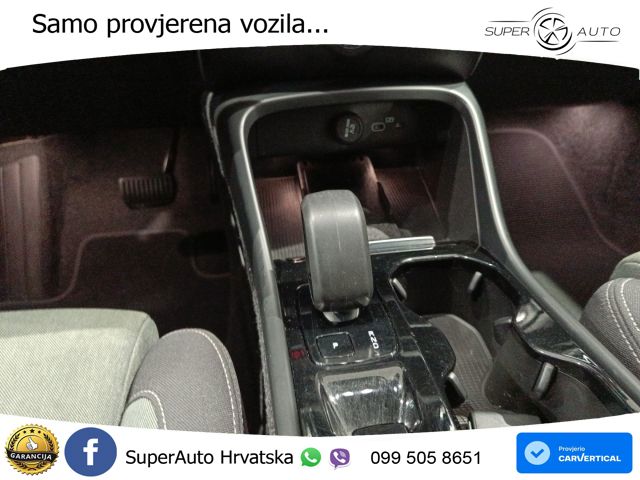 Volvo XC40 2.0 B4 AWD 197 KS Automatic LED+GR SJED+ACC