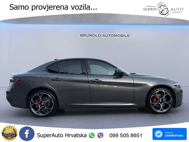 Alfa Romeo Giulia 2.0 Turbo (280 KS) Q4 Automatic LED+GR SJED+ACC