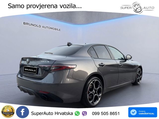 Alfa Romeo Giulia 2.0 Turbo (280 KS) Q4 Automatic LED+GR SJED+ACC