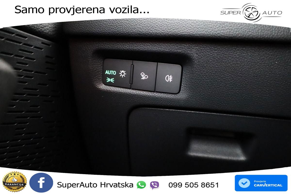 Škoda Octavia Combi RS 2.0 TSI (265 KS) DSG LED+GR SJED+ACC