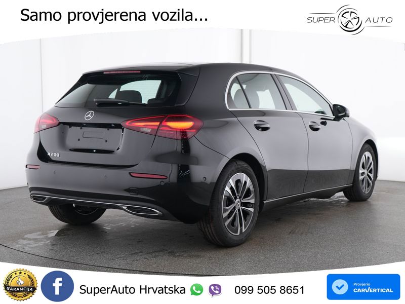 Mercedes-Benz A 200 7G-DCT ACC+GR SJED+360+PANO