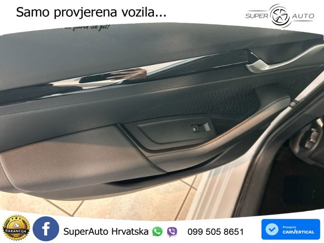 Škoda Octavia Combi 1.5 TSI (150 KS) DSG Selection MATRIX+GR SJED+KAM
