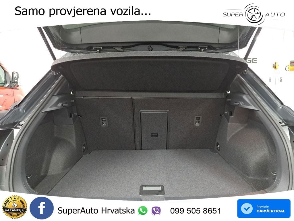 Volkswagen T-Roc 2.0 TDI (150 KS) DSG R-Line LED+GR SJED+ACC