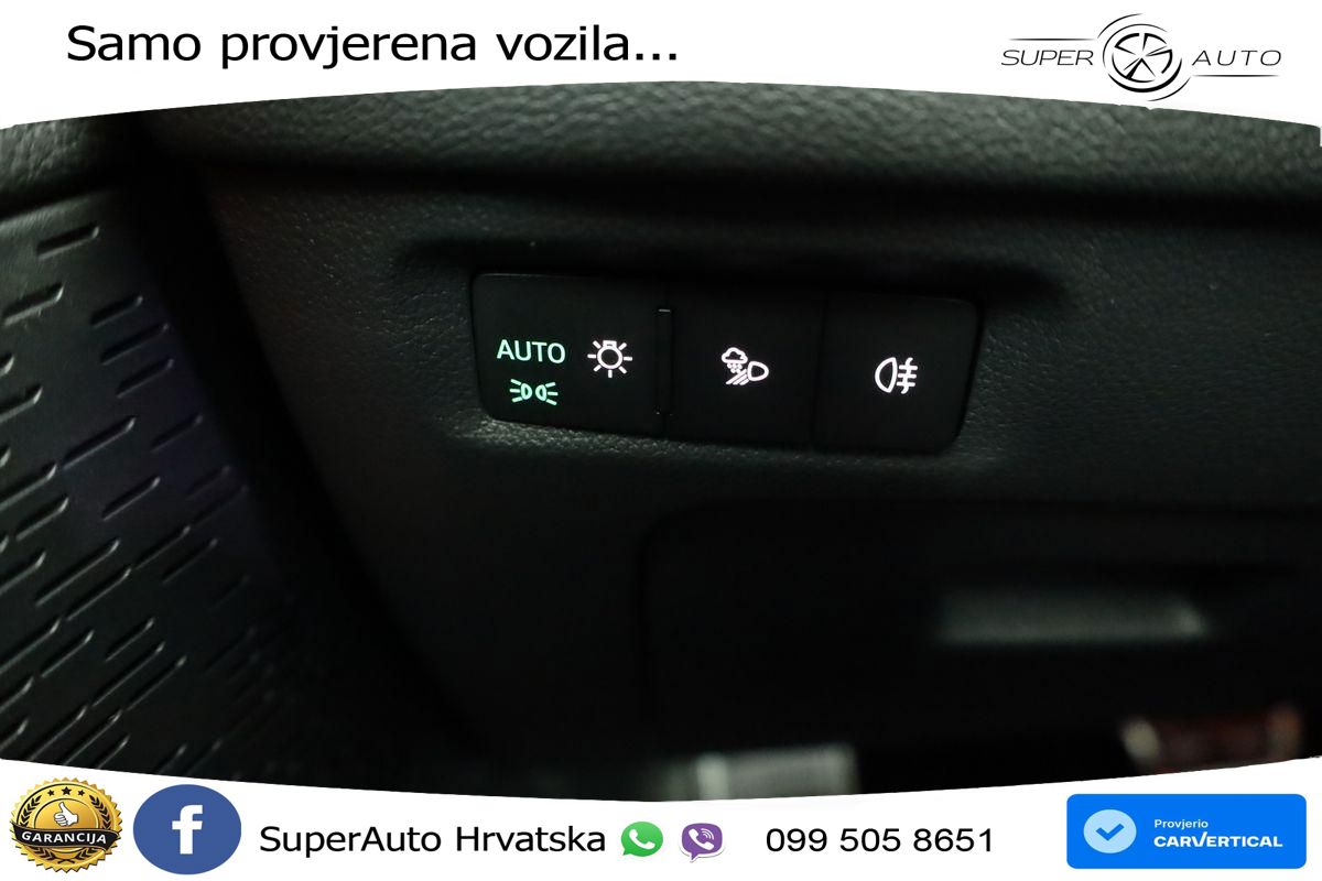 Škoda Octavia Combi RS 2.0 TSI (265 KS) DSG LED+GR SJED+ACC