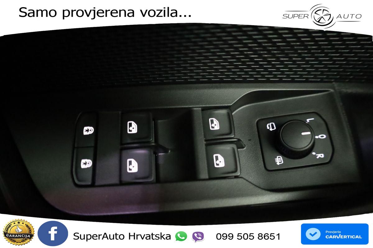 Škoda Octavia Combi RS 2.0 TSI (265 KS) DSG LED+GR SJED+ACC