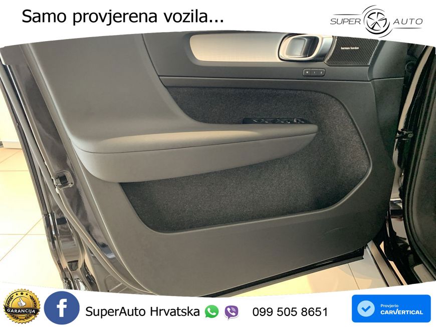 Volvo XC40 2.0 B4 AWD 197 KS Automatic ACC+GR SJED+360+PANO