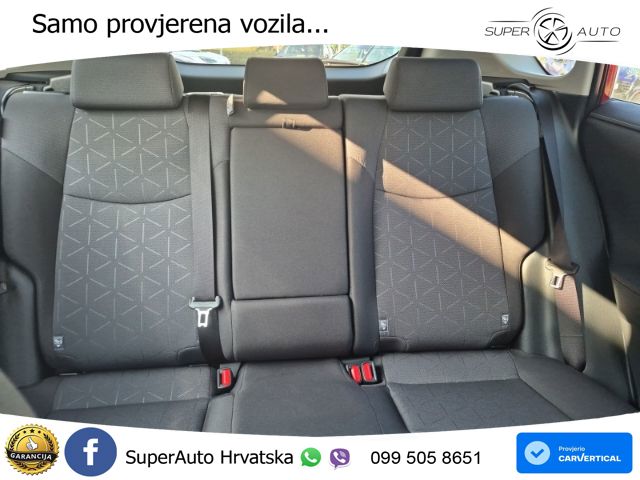 Toyota RAV4 2.5 (218 KS) Hybrid eCVT Team Deutschland LED+GR SJED+ACC
