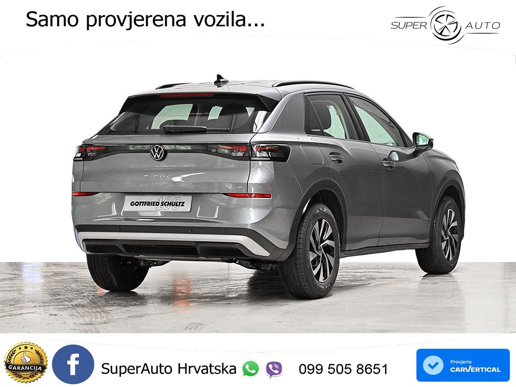 Volkswagen T-Roc II 1.5 eTSI (116 KS)  DSG LED+ACC