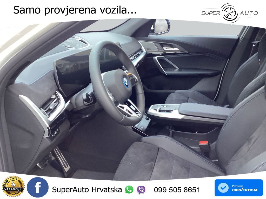 BMW iX2 66.5 kWh (313 KS) xDrive30