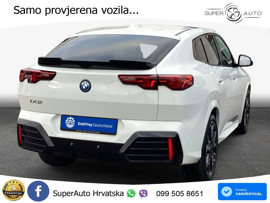 BMW iX2 66.5 kWh (313 KS) xDrive30