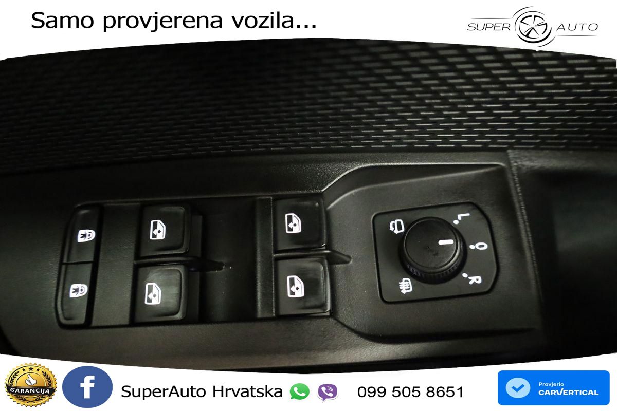 Škoda Octavia Combi 2.0 TDI (150 KS) DSG Selection LED+GR SJED+ACC
