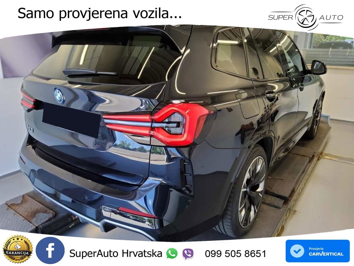 BMW iX3 80 kWh (286 KS) ACC+HEAD+GR SJED+360+PANO