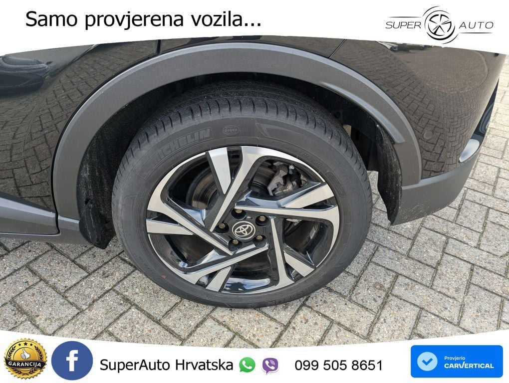 Toyota C-HR 2.0 (184 KS) Hybrid e-CVT Team Deutschland LED+GR SJED+ACC