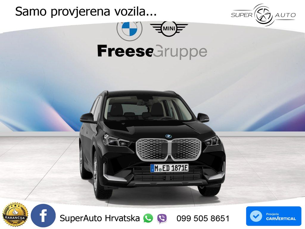 BMW iX1 68 kWh (313 KS) xDrive30 LED+GR SJED+ACC