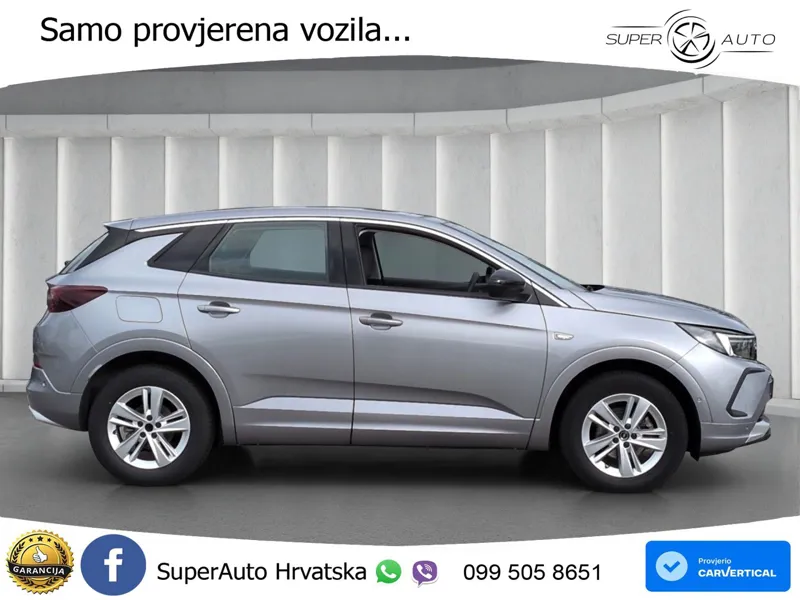 Opel Grandland 1.2i Turbo (130 KS) Automatic LED+GR SJED+ACC