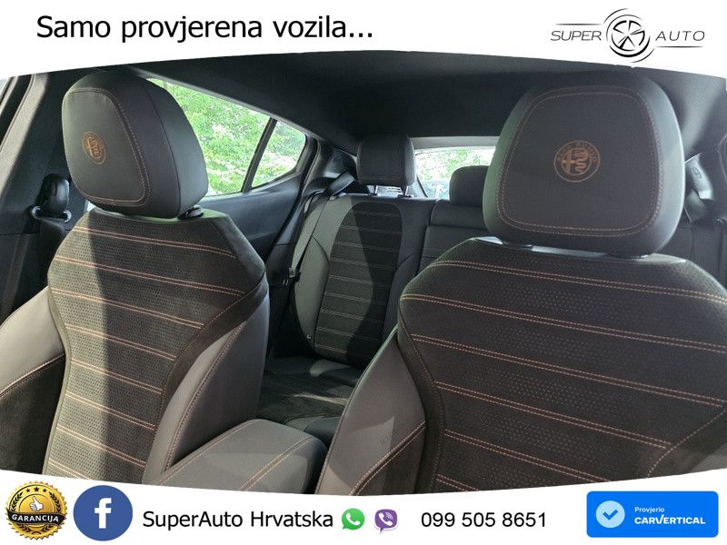 Alfa Romeo Tonale 1.3 T MultiAir (280 KS) Plug-in Hybrid eQ4 Automatic LED+GR SJED+ACC