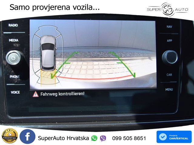Volkswagen T-Roc 1.5 TSI (150 KS) DSG MATRIX+GR SJED+KAM
