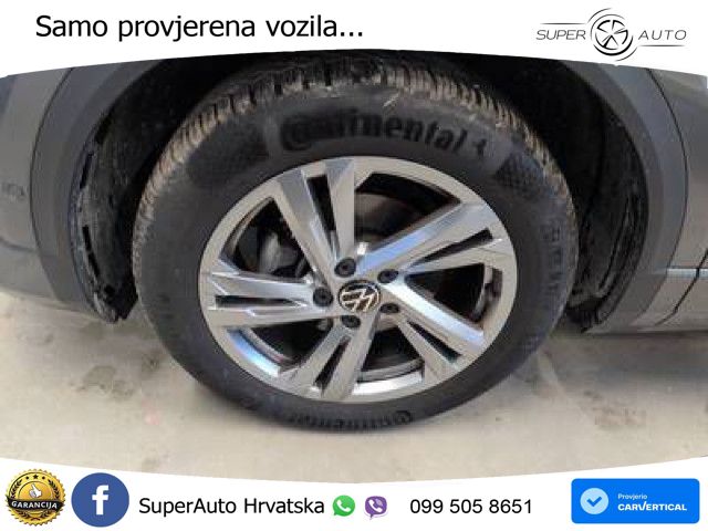 Volkswagen T-Roc 1.5 TSI (150 KS) DSG R-Line LED+GR SJED+ACC