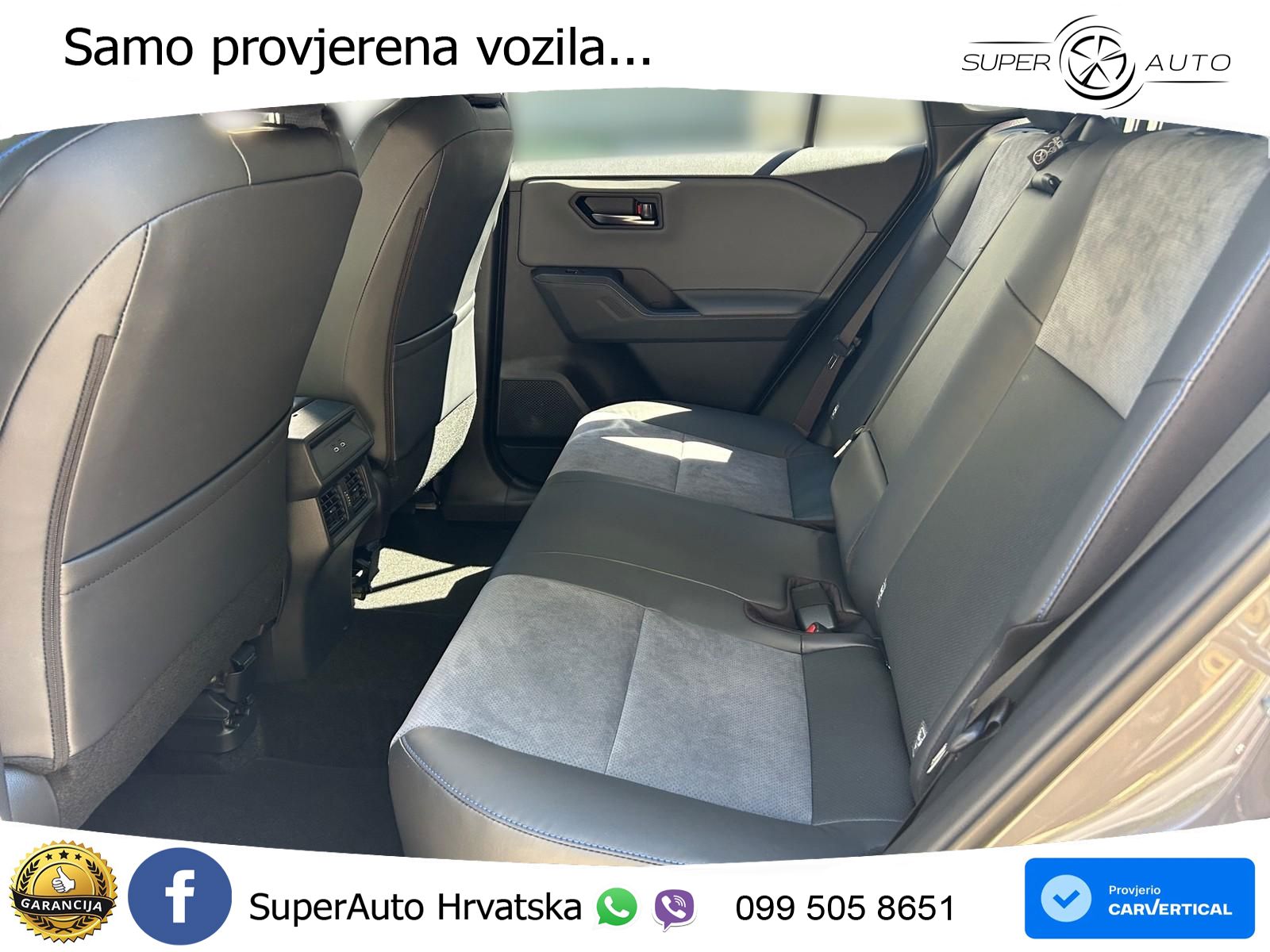Toyota RAV4 2.5 (272 KS) Hybrid ECVT Style LED+GR SJED+ACC