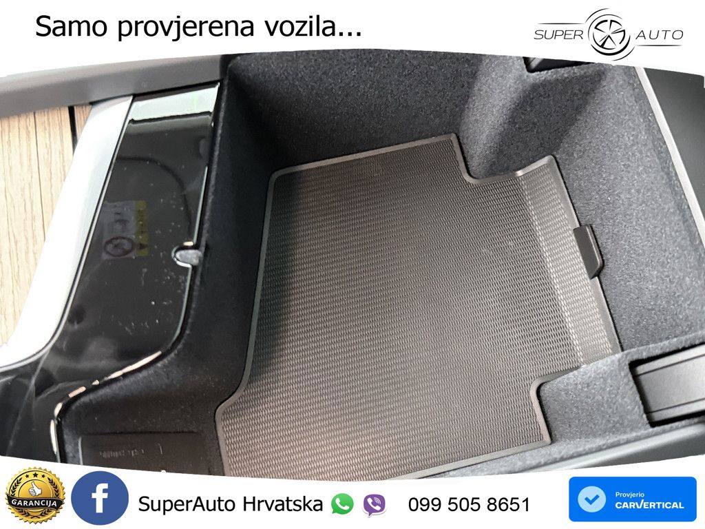 Volvo XC60 T8 AWD Geartronic ACC+HEAD+4xGR SJED+360+PANO