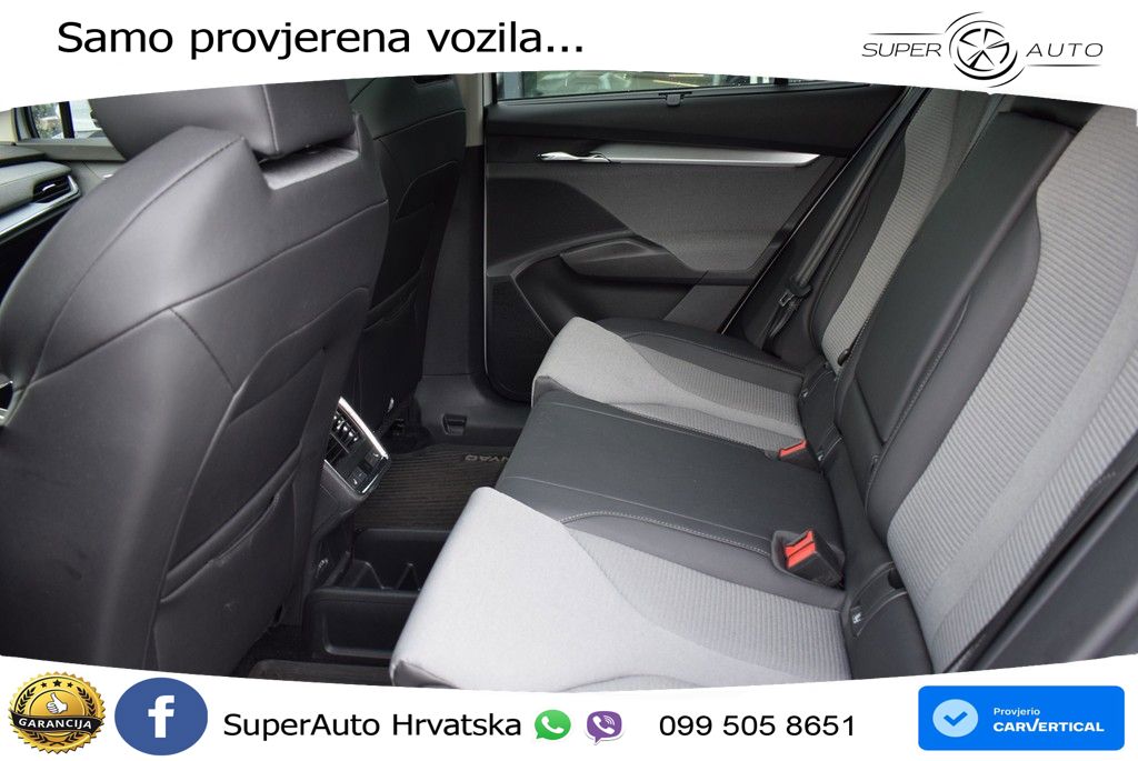 Škoda Enyaq iV 80 82 kWh (204 KS) MATRIX+GR SJED+KAM