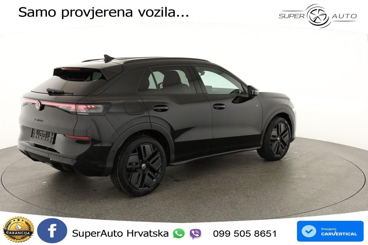 Volkswagen T-Roc 1.5 eTSI (150 KS)  DSG R-Line LED+GR SJED+ACC
