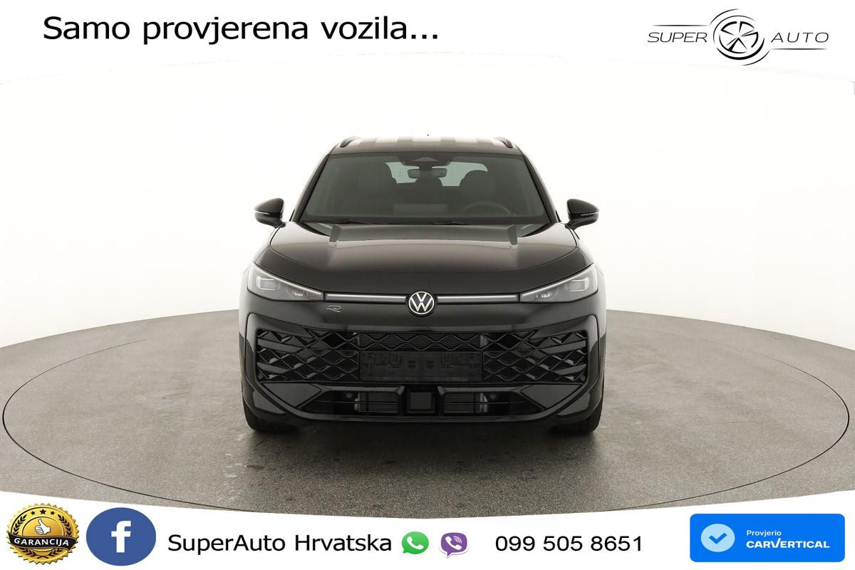 Volkswagen T-Roc 1.5 eTSI (150 KS)  DSG R-Line LED+GR SJED+ACC