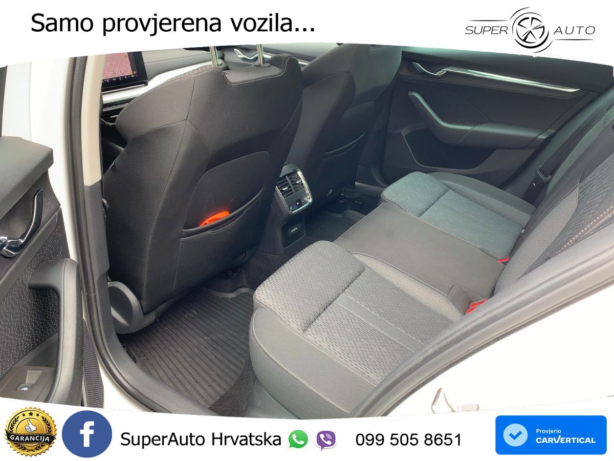 Škoda Octavia Combi 2.0 TDI (150 KS) DSG Selection MATRIX+GR SJED+KAM