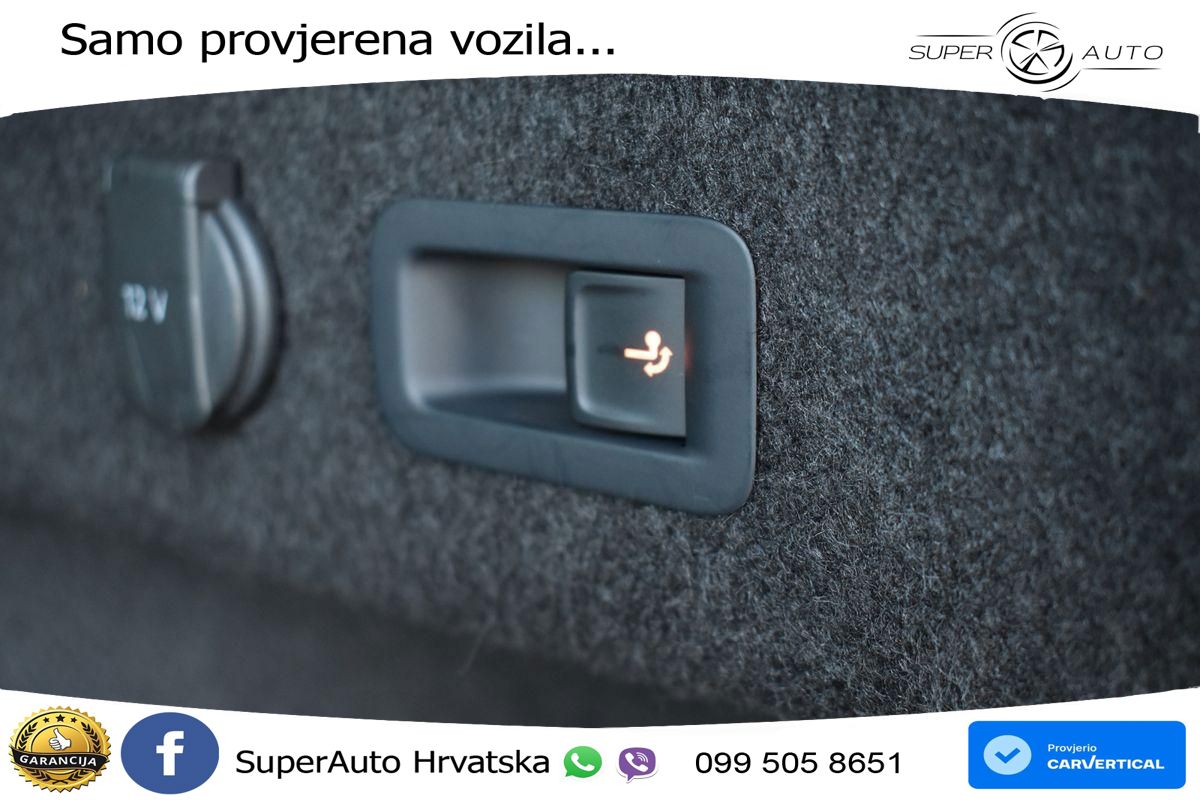 Volkswagen Passat Variant 2.0 TSI OPF (280 KS) 4MOTION DSG Elegance MATRIX+GR SJED+KAM