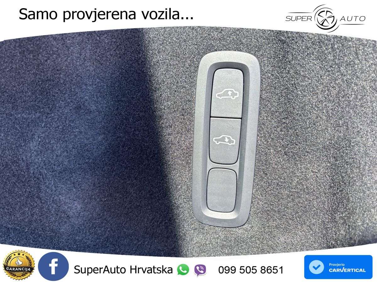 Volvo XC60 B5 Benzin AWD Geartronic ACC+HEAD+4xGR SJED+360+PANO