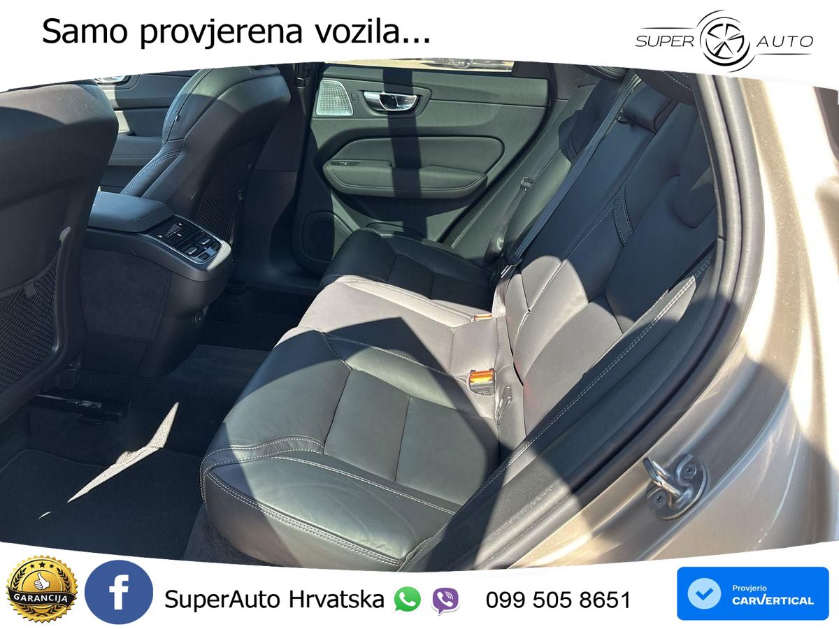 Volvo XC60 B5 Benzin AWD Geartronic ACC+HEAD+4xGR SJED+360+PANO